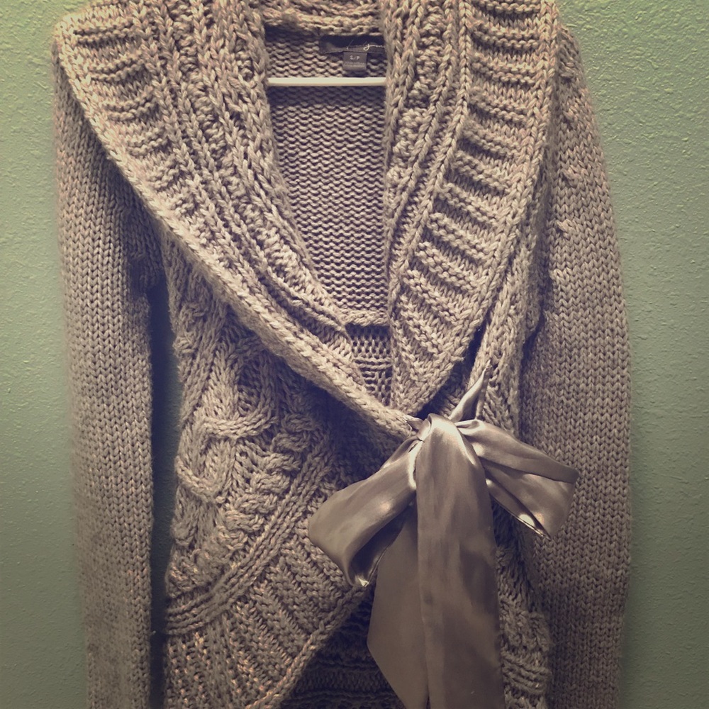 Chunky grey knit sweater